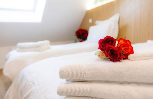 Les bonn'apparts sur seine - La spacieuse - Famillial 6pers - Parking - Foto 17