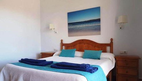 Apartamentos Marivent - Photo 2