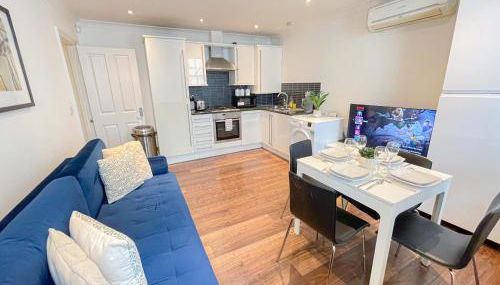 Embankment 2-Bed Flat with AC near Charing Cross, Trafalgar Square, London Eye, Big Ben - Foto 2, stove, dishwasher, storage, heating