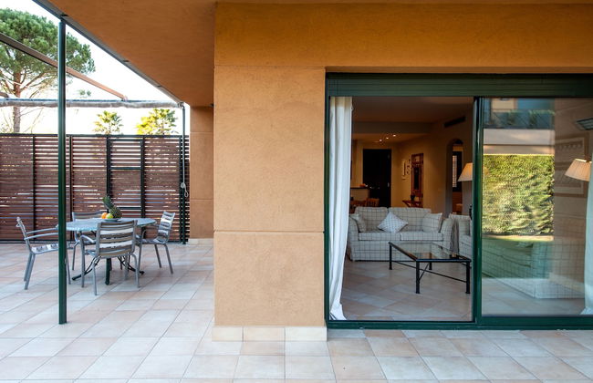 Torremirona Aparthotel Vila Birdie - Photo 11