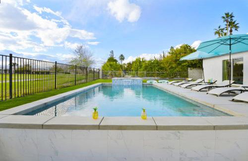 Your Stylish Getaway to Desert Fun and Relaxation - Foto 38