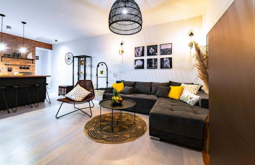 Bella Casa Eta - Photo 32