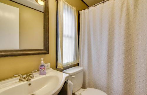 Beachy Lewes Home with Outdoor Shower and Fire Pit! - Foto 16