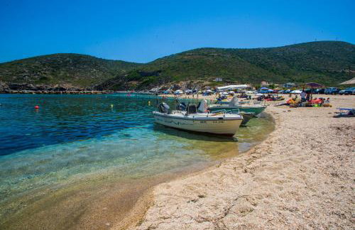 Iris' Traditional Stone House - Foto 33