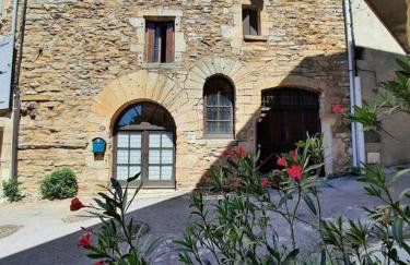13th Century Stone House - Foto 26