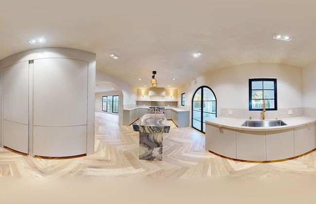 Bella Villa - Photo 35