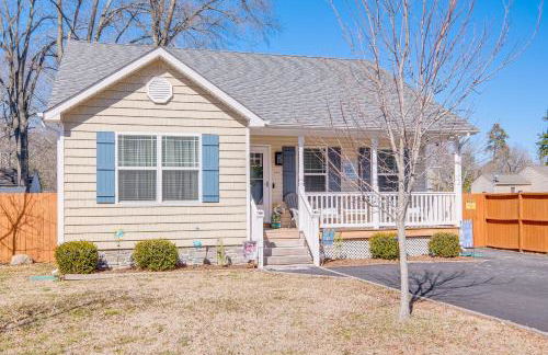 1 Mi to Colonial Beach Boardwalk Home with Fire Pit - Foto 25