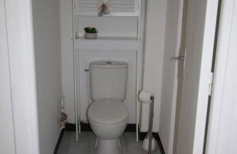 T2 entièrement équipé, proche toutes commodités - Foto 9