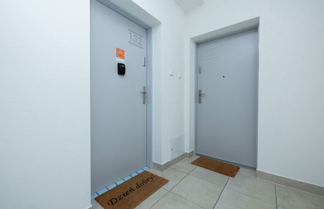 Aquamarina Onyx Apartments by Renters - Photo 3