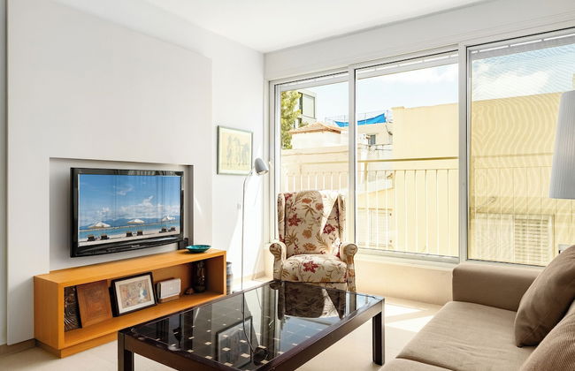 Chic Bright Urban Escape by Sea N' Rent - Foto 20