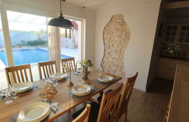 Villa With Private Pool and Terrace - Foto 28