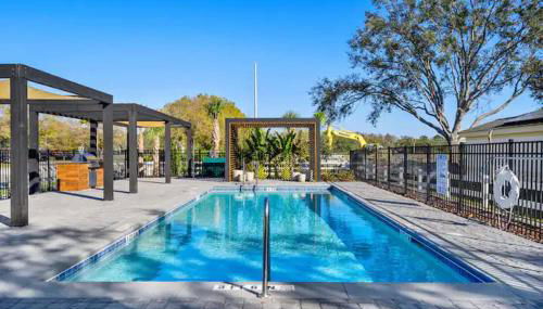 3MI from Disney- Modern 3BD 3BA + Grill - Foto 2