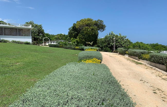 Breathtaking View Villa - Photo 46