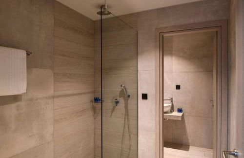 Rozites Luxury Beachfront Villa, By Hellocrete - Foto 34