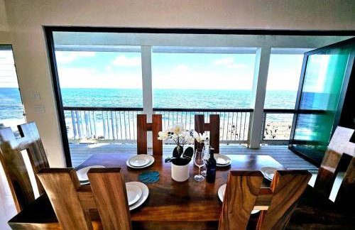 Breathtaking Oceanfront Home on Lava Rock Beach - Photo 28