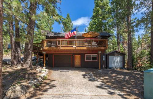 Chamberland retreat-Hot Tub, Pool Table, Movie & Ski - Photo 19