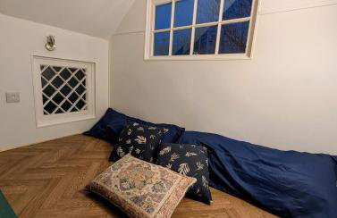 Heron's Perch- A pond-side retreat with cinema room - Photo 57