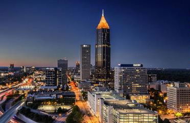 Lovely 5 Bedrooms, 3 Full Baths Home Near Parks! - Foto 66