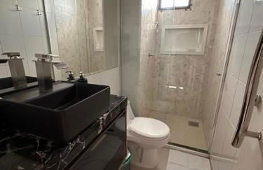 Ap 3 Q executivo e funcional wi-fi e estacionamento lazer e trabalho - Foto 26