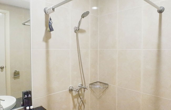 Vibrant And Luxurious 2Br Apartment At Trillium Residence Surabaya - Foto 11