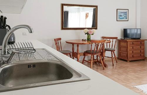 Beautiful 1 Bedroom Apartment with Mountain View - Foto 16