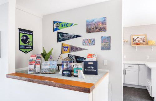 Modern 2BR Retreat w Maple Leaf UW&Park - Foto 16