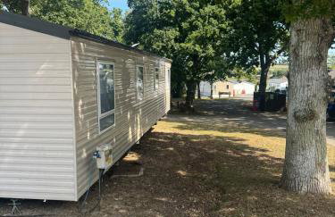 The Squirrel's Nest Stylish Modern Caravan Stay - Foto 36