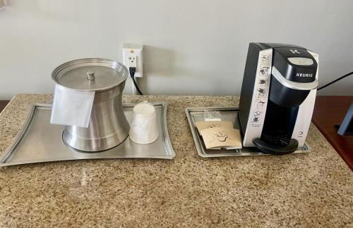 East Shore Beachfront Resort, Restaurant, Bar, AC, Spa, Pool & Gym - Foto 66