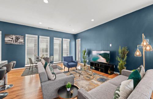 Trendy 3BR I Free Parking I Workspace - Photo 1