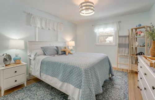 Deck, Fire Pit! Fully Updated Home Near Lake Huron - Photo 14