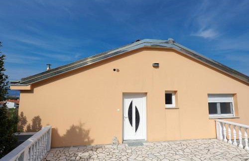 Moro Vrbnik - Foto 42