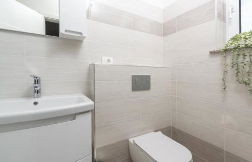 Villa Buroli with Pool, Sauna and Jacuzzi - Foto 33