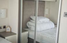 3 Bedroom caravan St osyth beach holiday park with free WiFi and parking - Foto 15