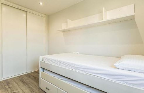 Cozy Apartment In Villajoyosa With Private Swimming Pool, Can Be Inside Or Outside - Photo 14