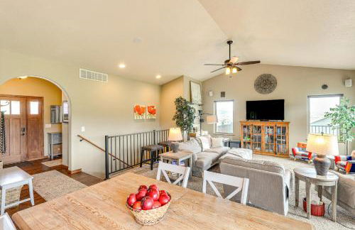 Spearfish Retreat with Fireplace and Mountain Views! - Foto 7