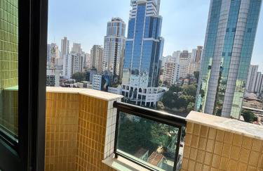 Flat ótima localização com vaga - Foto 3