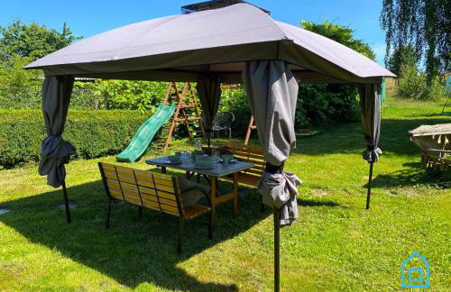 NaWypasie Apartment with Sauna Beautiful Garden SUP Board and Just 30 Minutes from Gdańsk and Gdynia - Foto 29