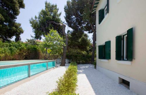 Glyfada Villa 6BR 16ppl Private Pool 300m to Beach - Foto 23