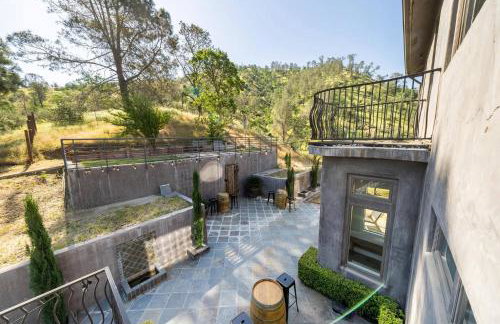 Serene Millerton Lake Villa w/ Panoramic Lake View - Foto 35