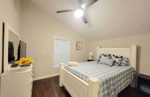 Refreshed!! Private 4BRMs 2 Bath - 2 King Beds!! - Foto 12