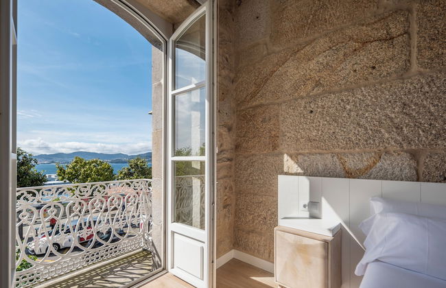 Bow Homes by Como en Casa - Photo 1