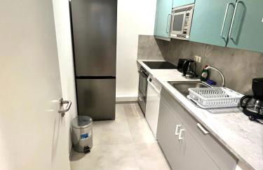 BIG New 7Rooms City Center APARTMENTS and Suites - Foto 56