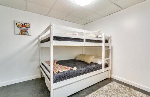 Lakefront Home with Rooftop Deck, Grill, Games! - Photo 31