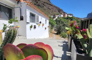 Casa Rural LOS PINARES El Juncal de TEJEDA - Foto 29