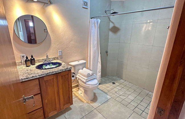 Studio With Salt Water Pool - Foto 9