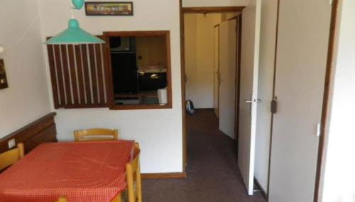 Grand studio 4 pers au pied des pistes - Wifi - parking - Foto 3