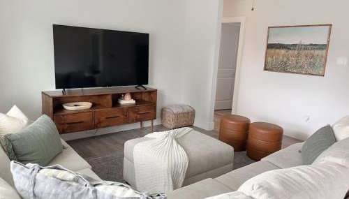 Remodeled 4BR 2BA Steps from Georgetown Square - Foto 3