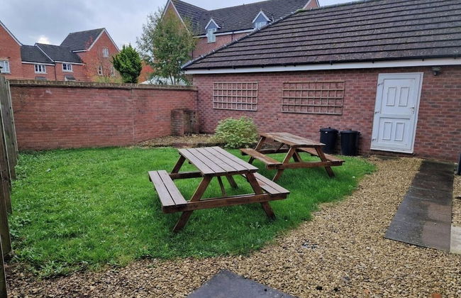 Dog Friendly - 4 Bed House - Sleeps 10 - Pool Table - Foto 25