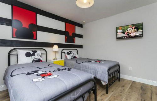 Windsor Oasis 6BR Pool Game Room 9 min Disney - Foto 52