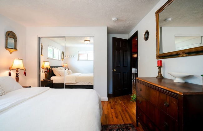 Casa de Henrichs & The Den Spacious Backyard - Foto 4